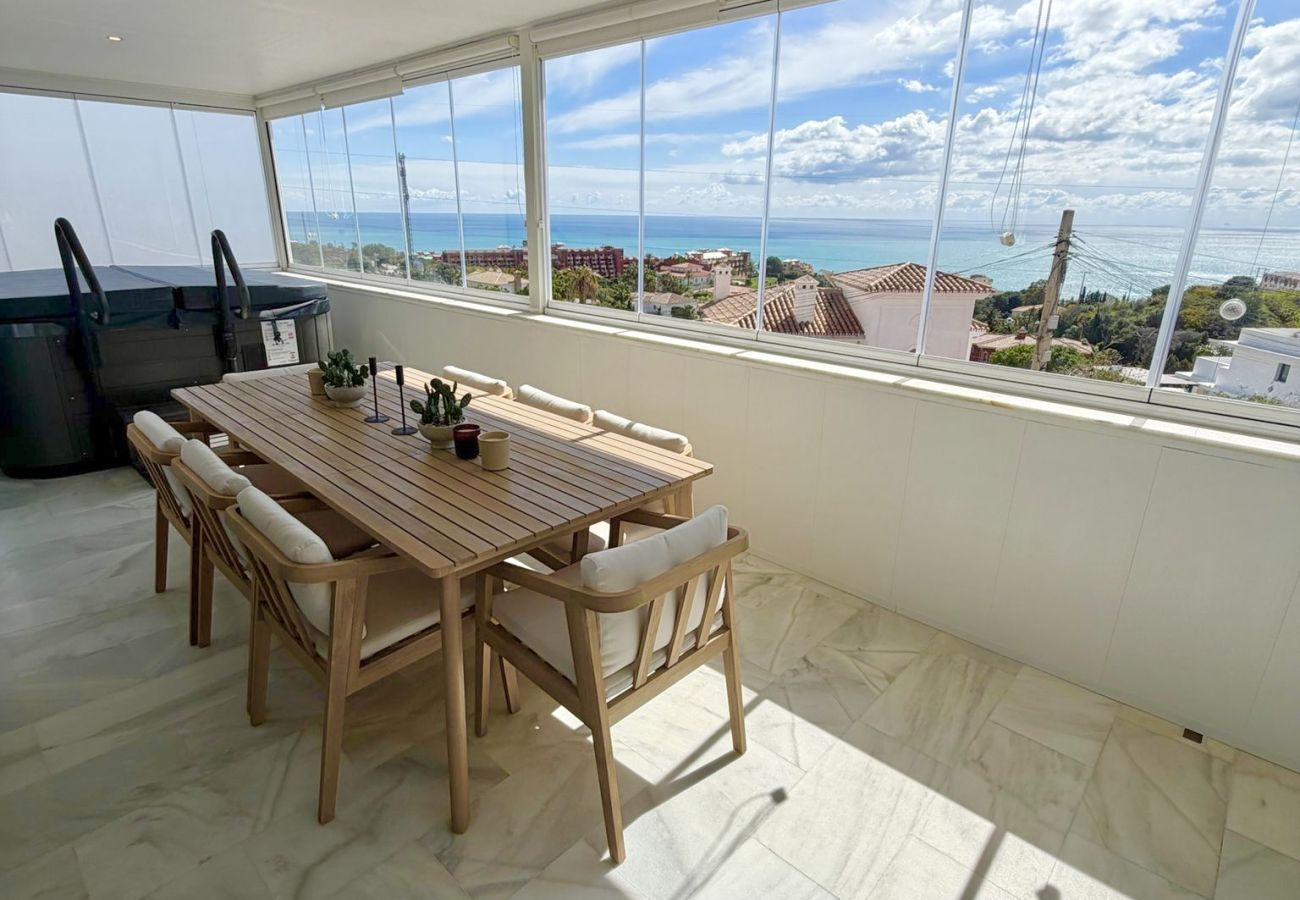 Chalet en Benalmádena - Chalet con piscina jacuzzi y hermosas vistas 