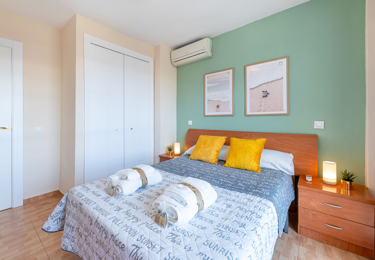 Apartamento en Arroyo de la Miel - Cómodo piso al lado de Puerto Marina