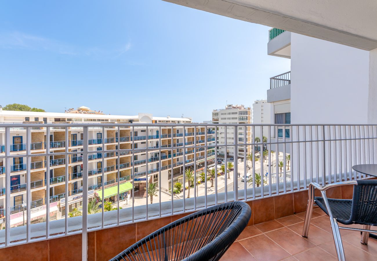 Apartamento en Arroyo de la Miel - Cómodo piso al lado de Puerto Marina