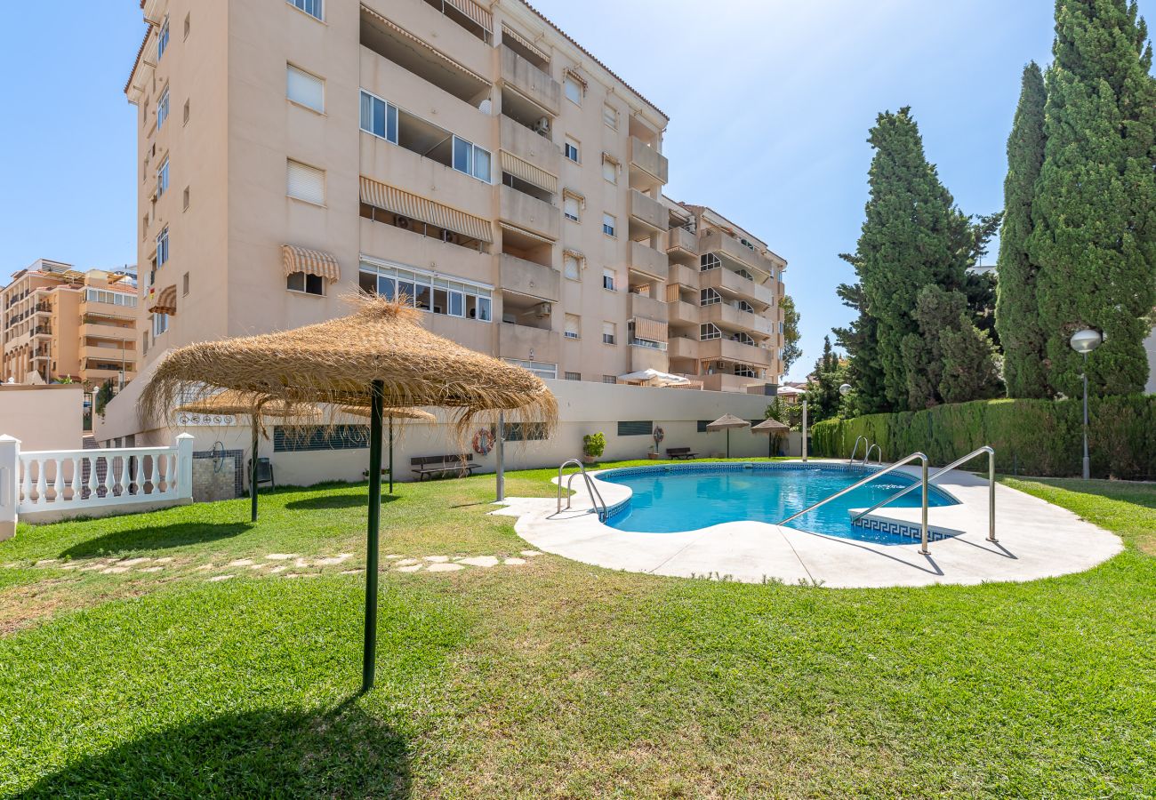 Apartamento en Arroyo de la Miel - Piso para 6 a 2 minutos de la playa 