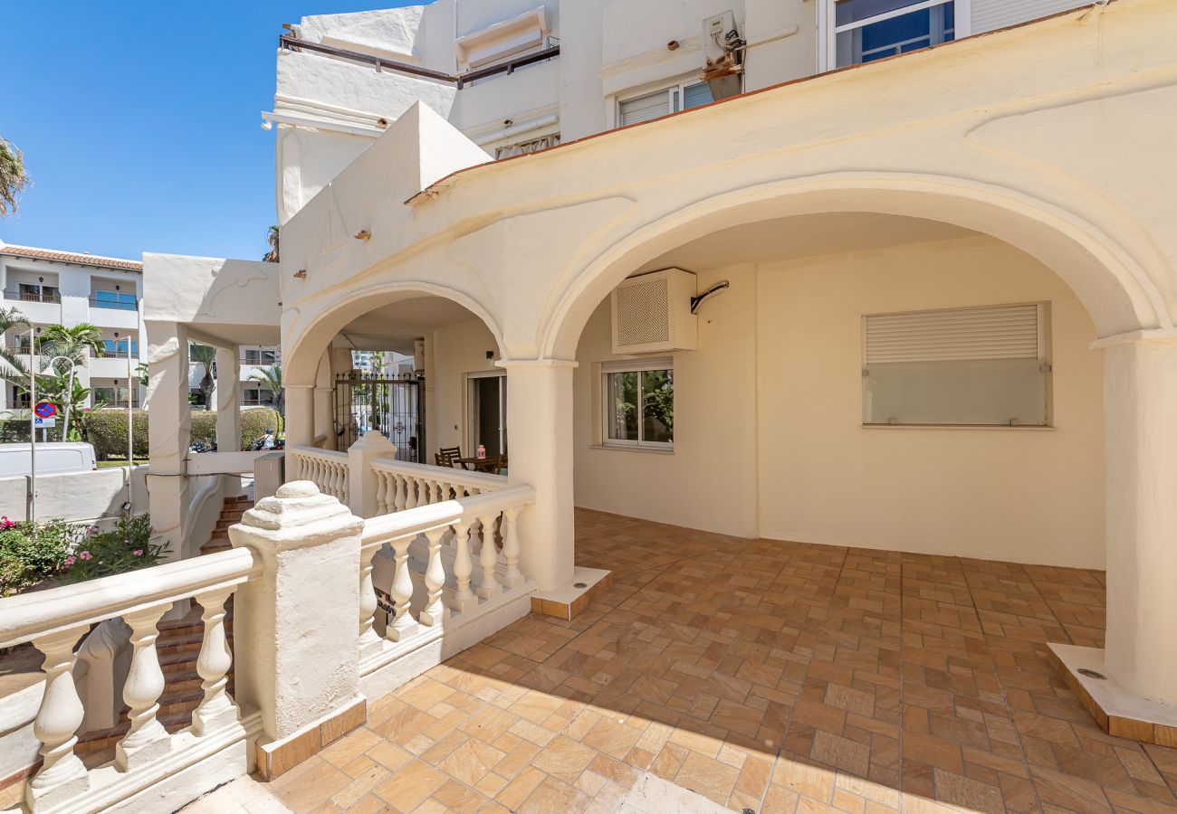 Apartamento en Benalmádena - Apartamento dentro de Puerto Marina-Playa a 1 min