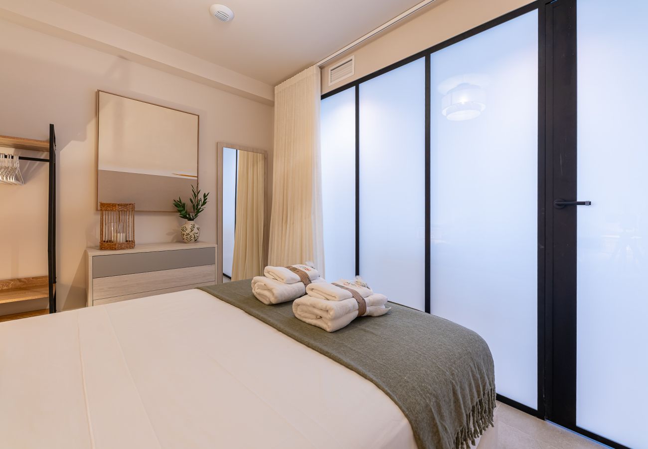 Apartamento en Torremolinos - Moderno apartamento con piscina privada