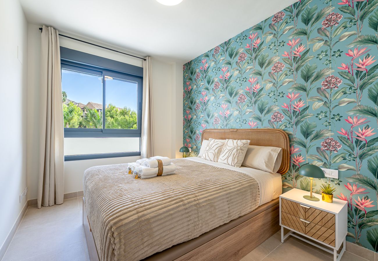 Apartamento en Benalmádena - Apartamento en Rocas Blancas para 5 con vistas