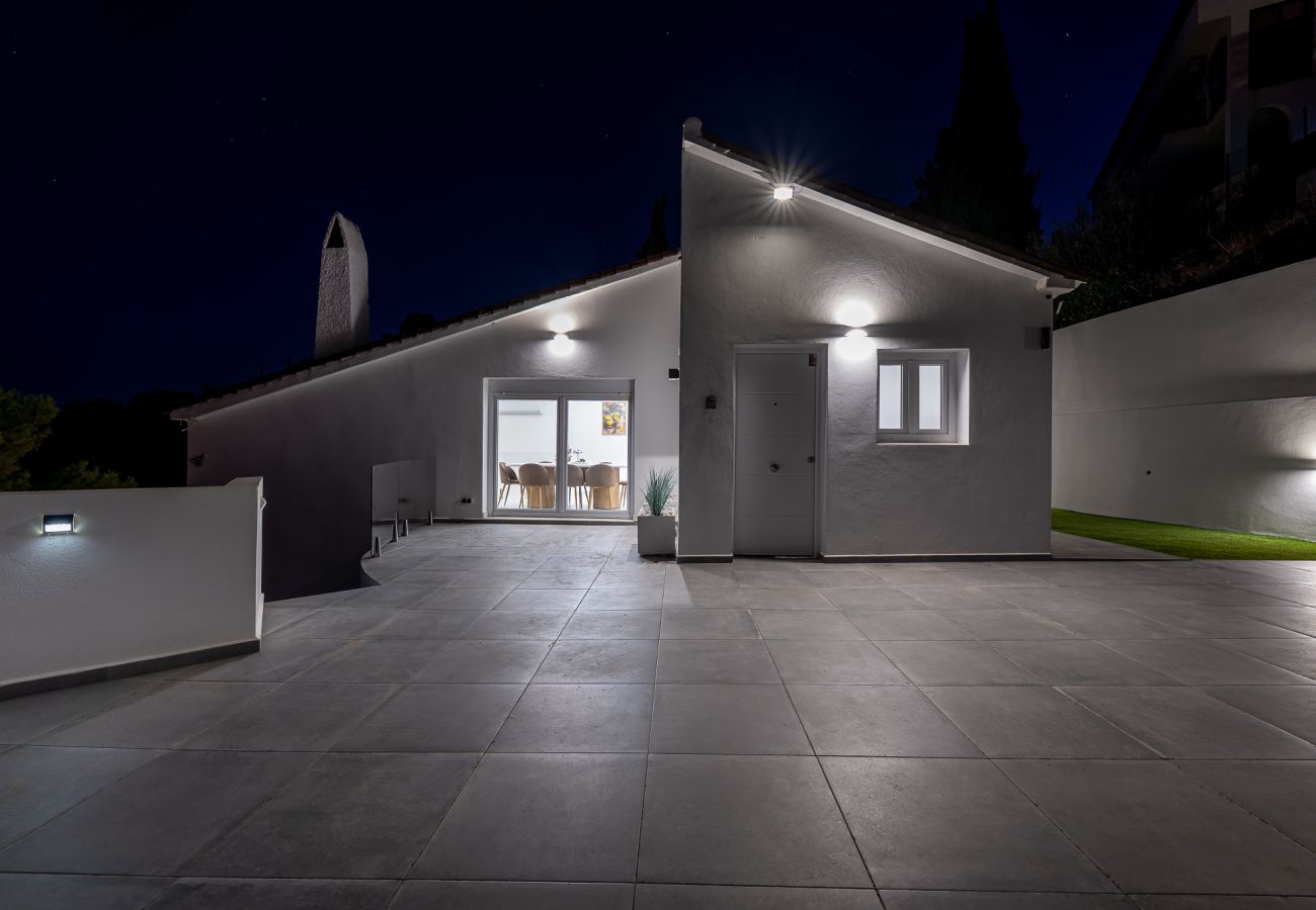 Villa en Fuengirola -  VILLA D'AMATO- Piscina climatizada para 10