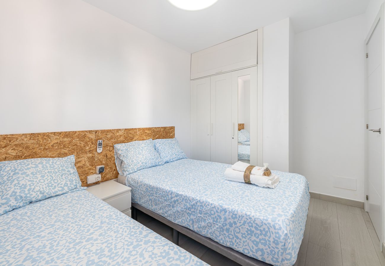 Apartamento en Benalmádena - Amplio piso cerca del mar en Naciones