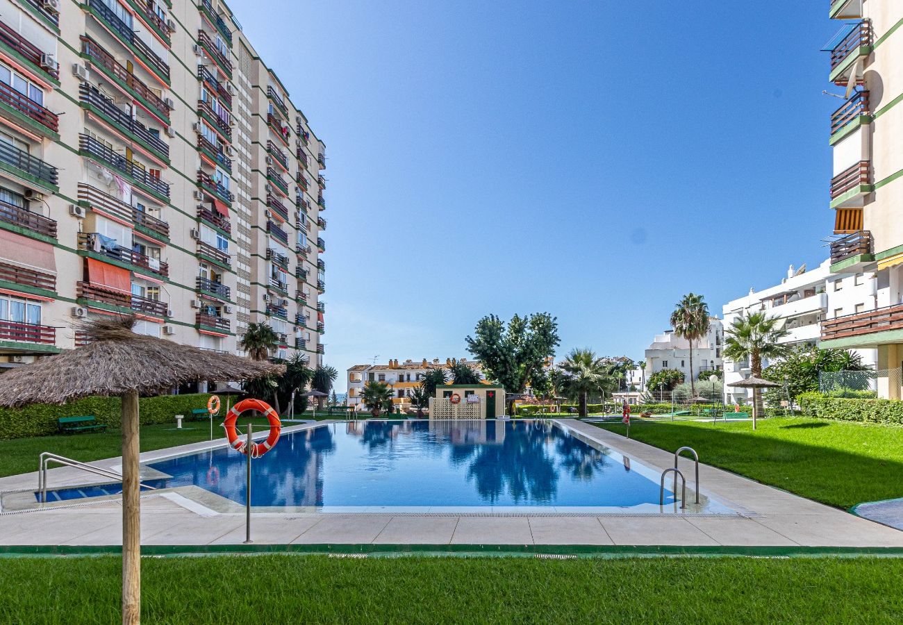 Apartamento en Benalmádena - Amplio piso cerca del mar en Naciones