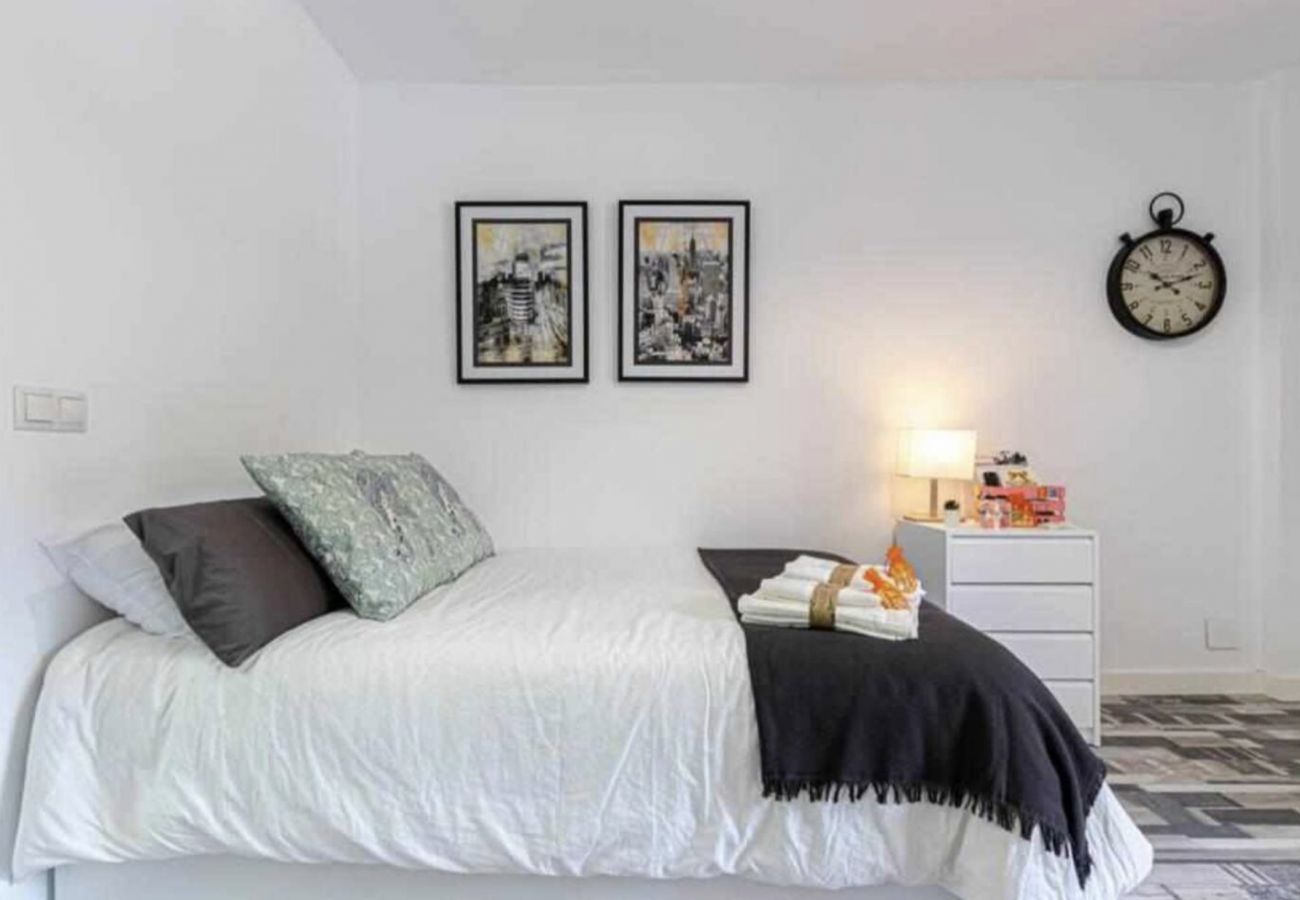 Studio in Benalmádena - Modern studio in Iris for 2 with pools 