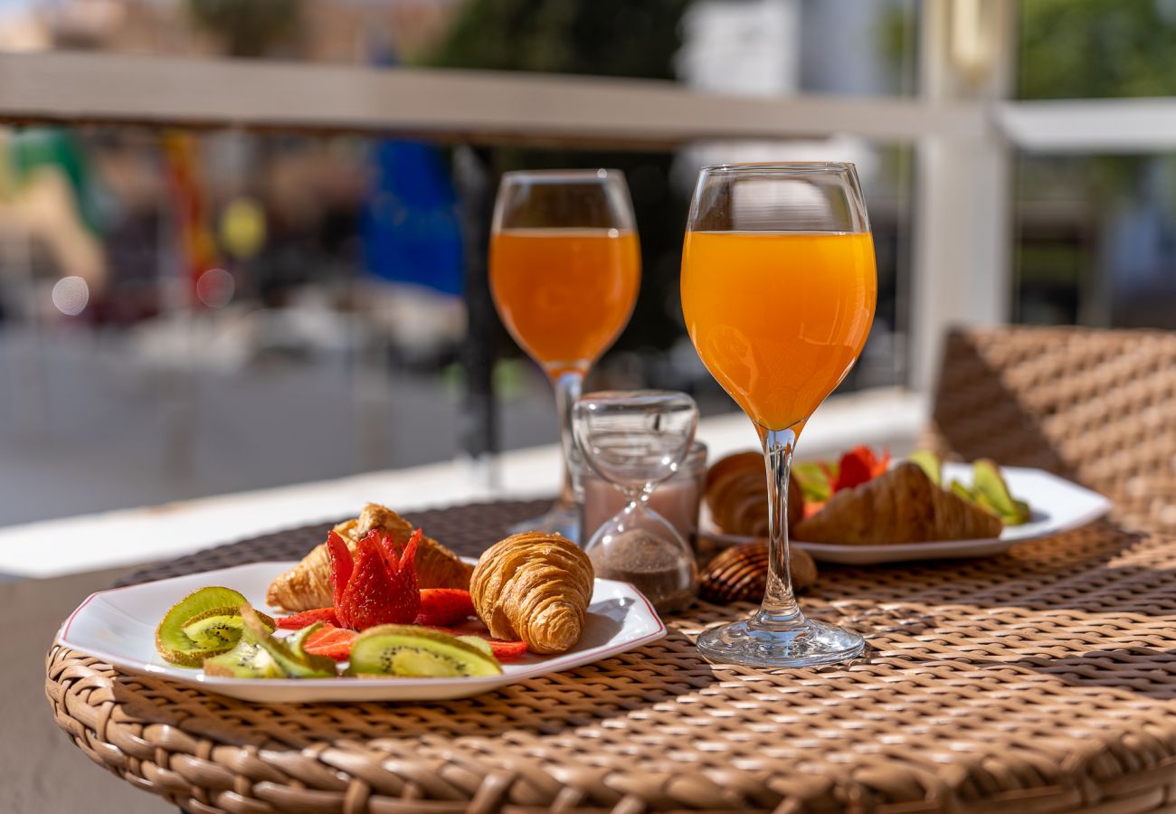 Studio in Benalmádena - Comfortable studio in Ágata with terrace