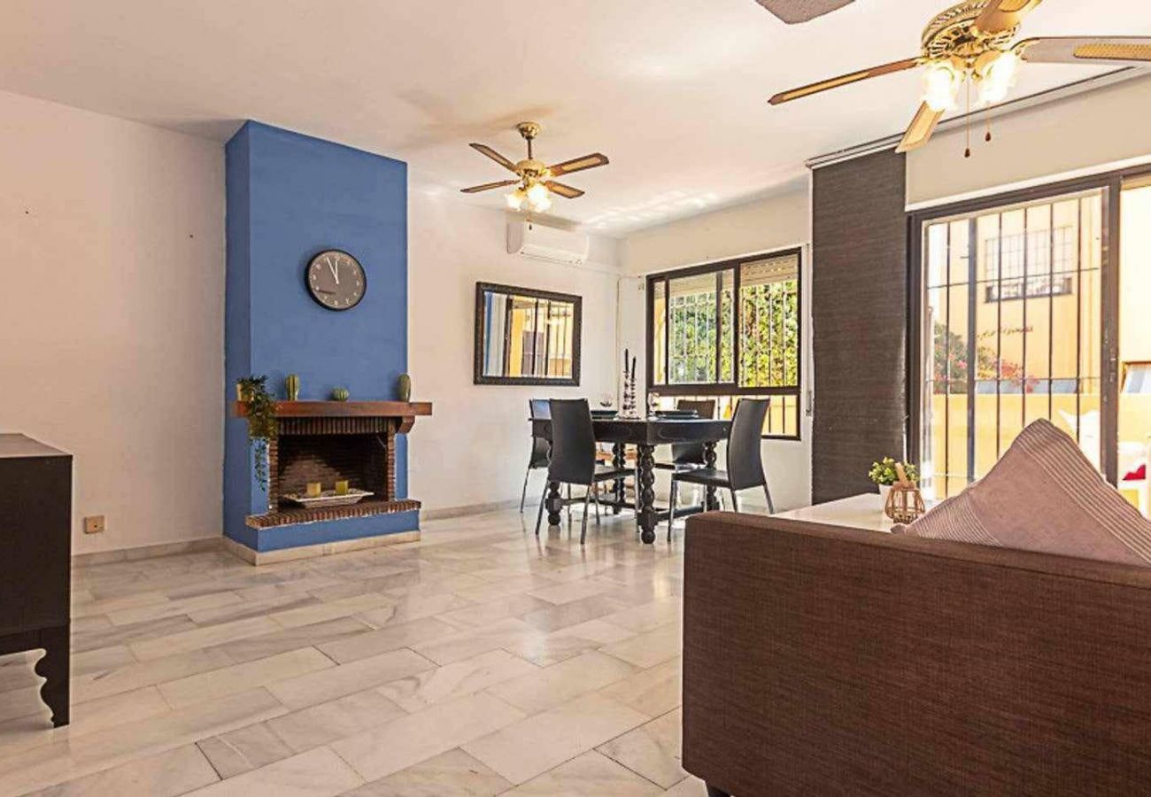 Apartment in Torremolinos - ADRIAN · Adosado en la Carihuela
