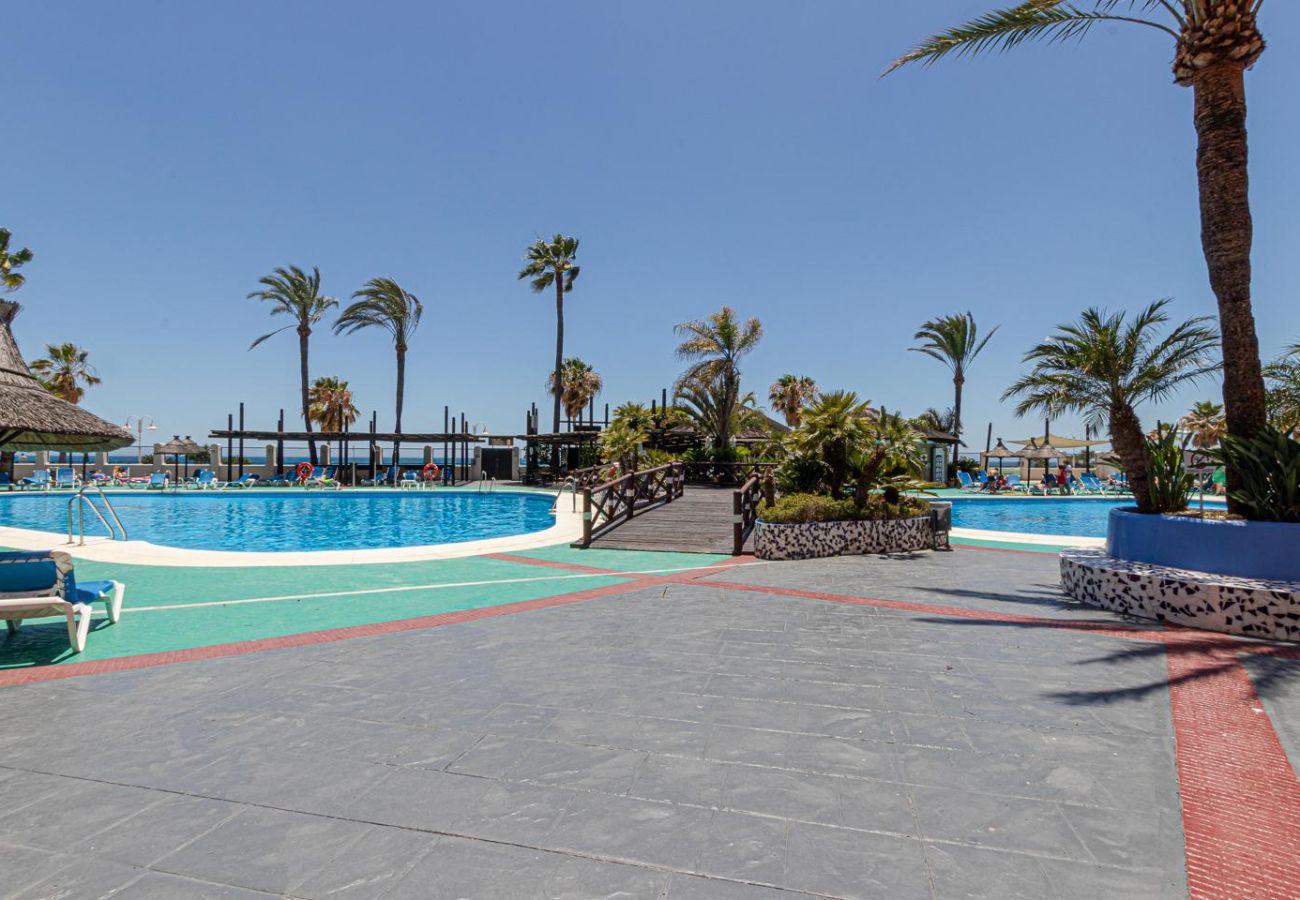 Apartment in Benalmádena - ANDRES · Apartamento en Hotel Sunset Beach frente