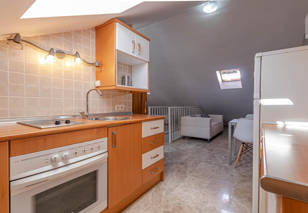 Apartment in Torremolinos - DAVID CARIHUELA · Duplex Carihuela 1 min beach