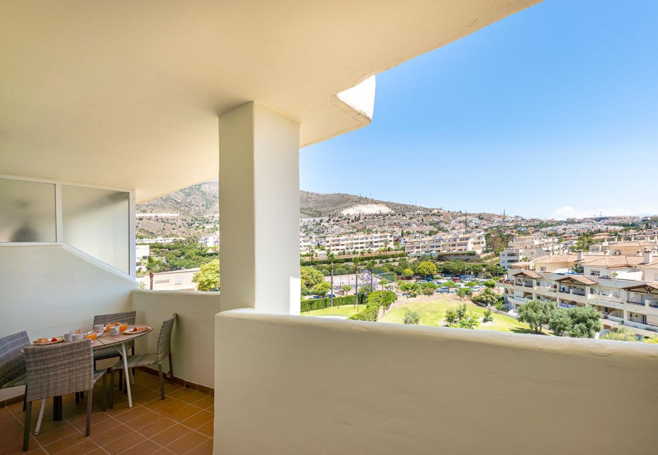 Apartment in Benalmádena - JOSEF- Piso en arenal con vista al golf y mar
