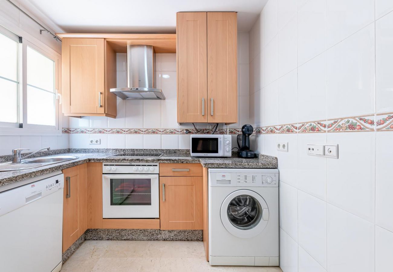 Apartment in Benalmádena - JOSEF- Piso en arenal con vista al golf y mar