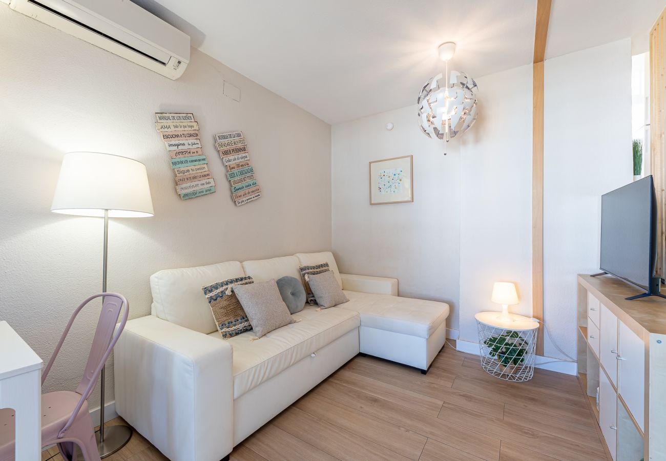 Studio in Benalmádena - Casilda- reformado estudio en aloha con vistas