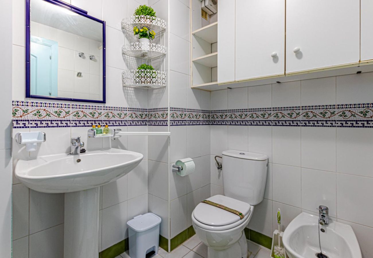 Apartment in Benalmádena - DELFINO · luminoso piso para 4 en arroyo
