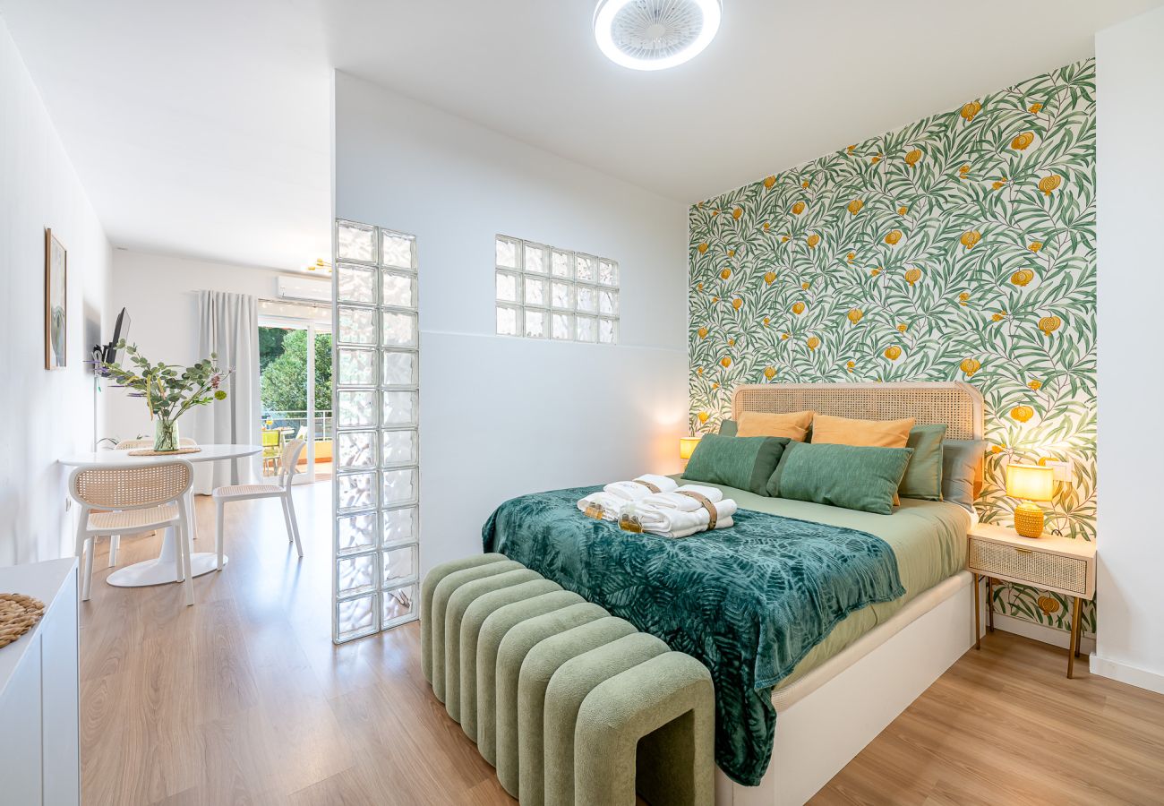Studio in Benalmádena - SHERVIN - acogedor estudio con vistas al jardin