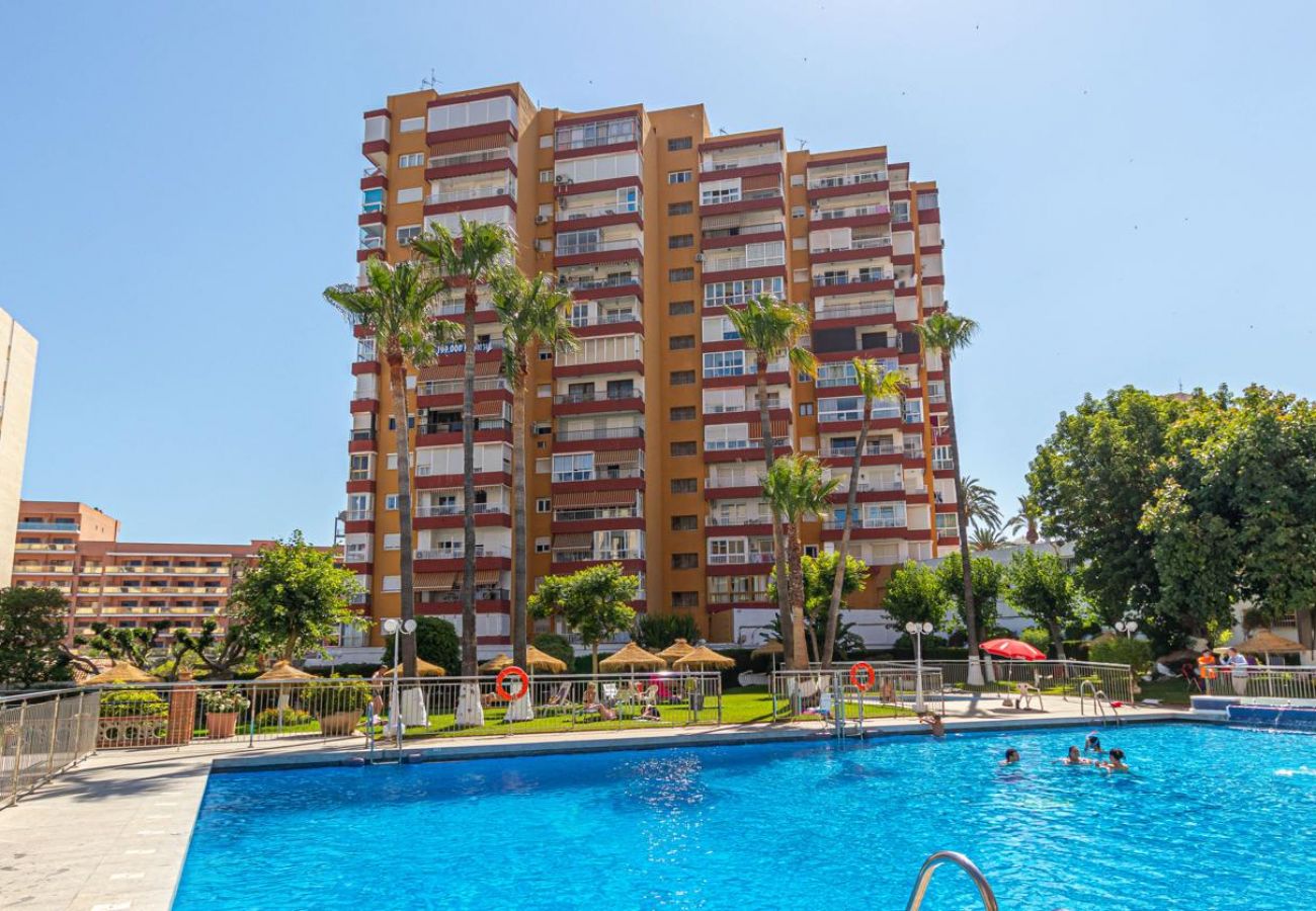 Studio in Benalmádena - Wide studio in puerto marina