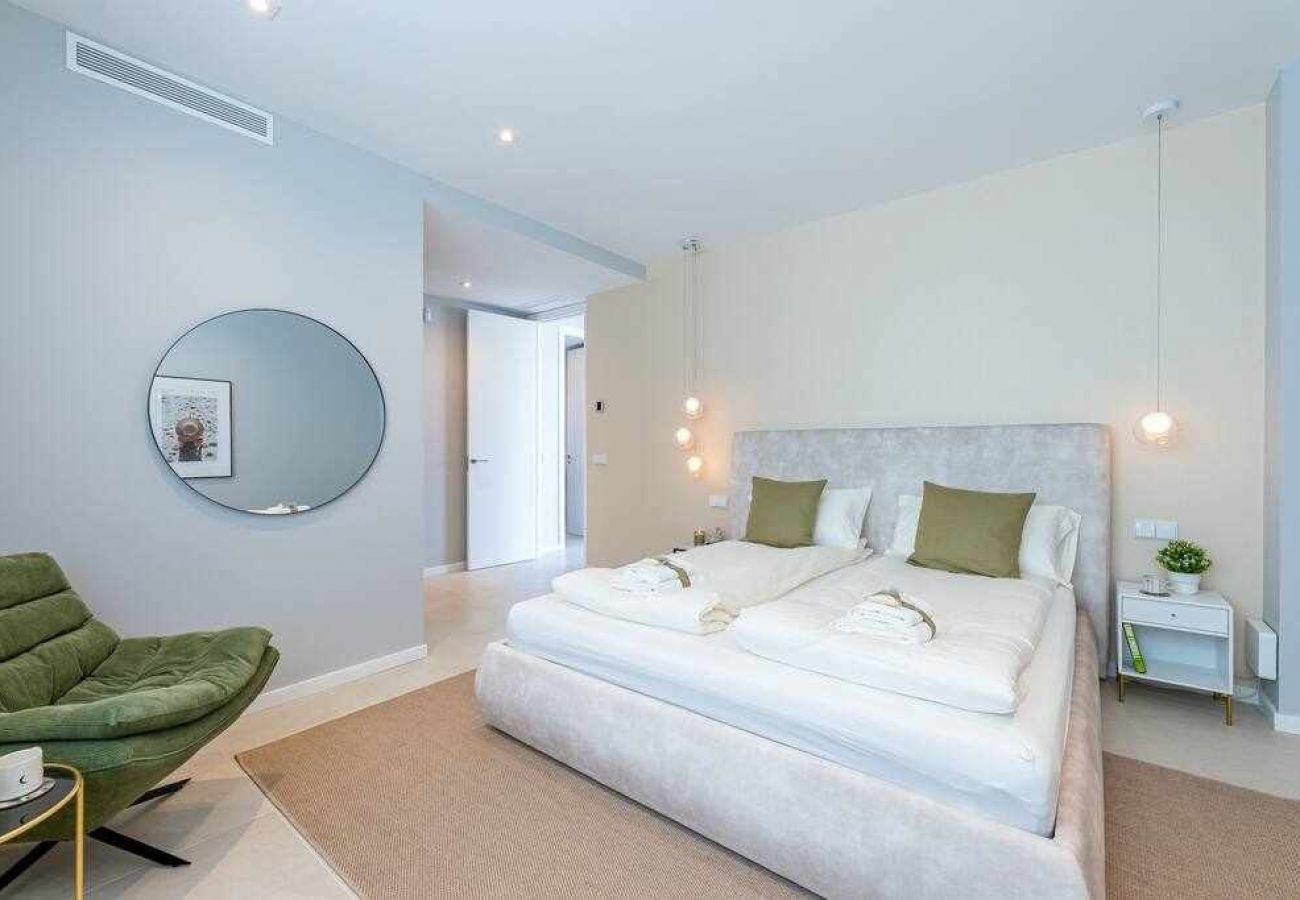 Villa in Benalmádena - Luxury and modern villa in Puerto Marina 