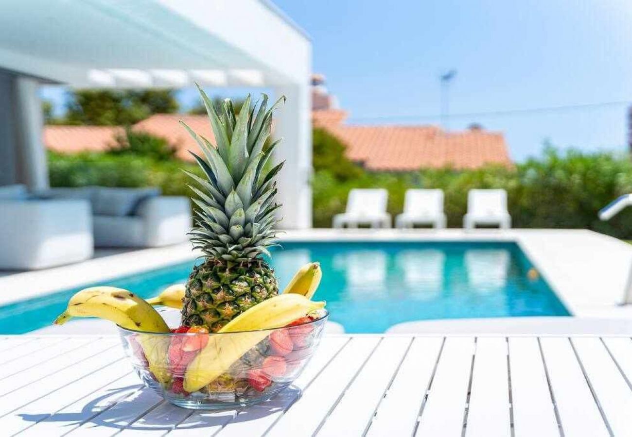 Villa in Benalmádena - Luxury and modern villa in Puerto Marina 