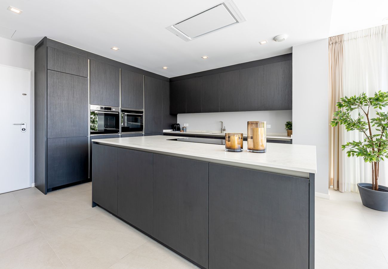 Villa in Benalmádena - Luxury and modern villa in Puerto Marina 