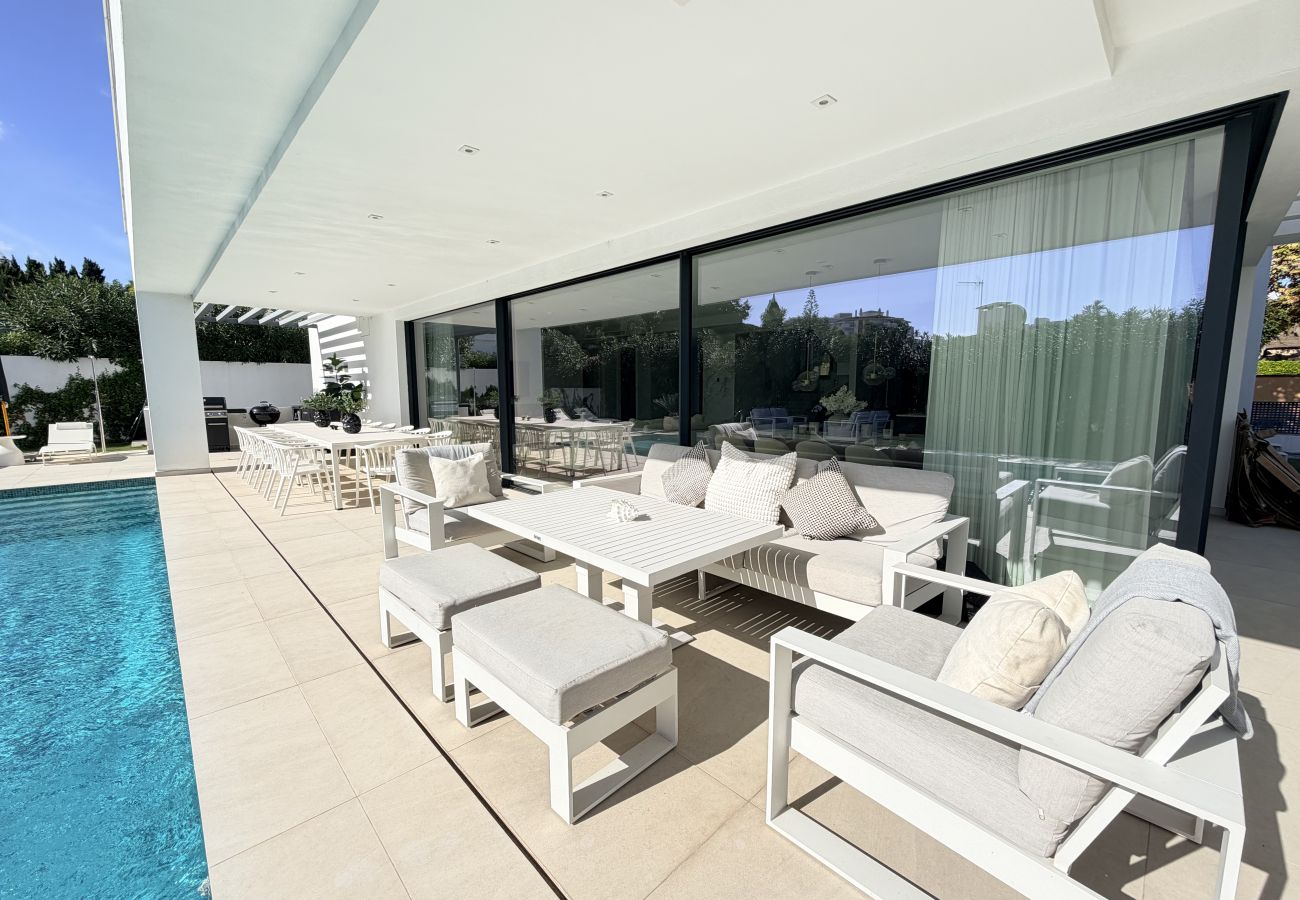 Villa in Benalmádena - Luxury and modern villa in Puerto Marina 