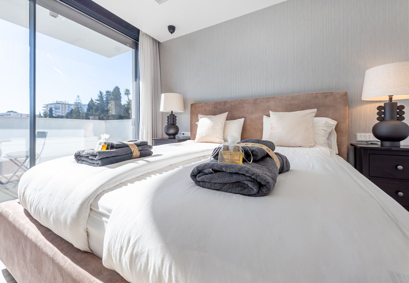 Villa in Benalmádena - Luxury and modern villa in Puerto Marina 