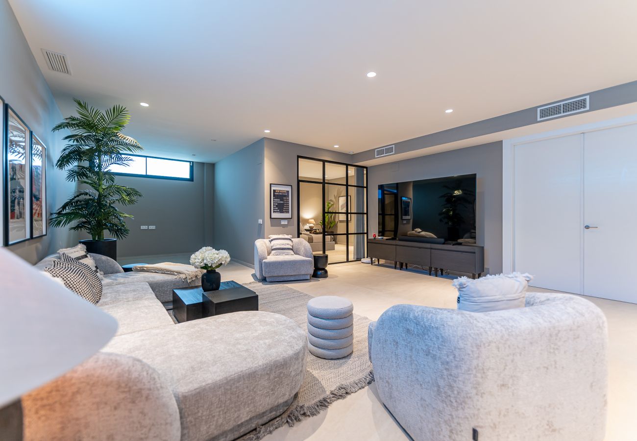 Villa in Benalmádena - Luxury and modern villa in Puerto Marina 