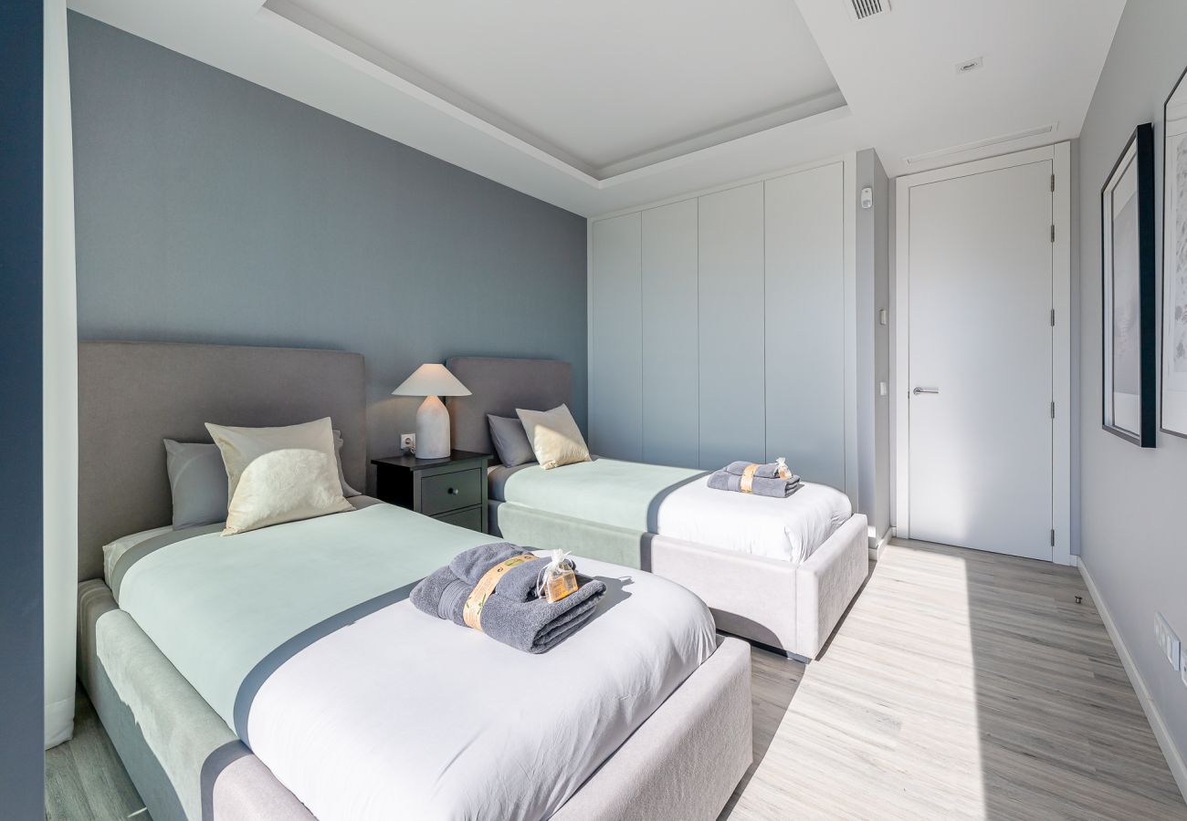 Villa in Benalmádena - Luxury and modern villa in Puerto Marina 