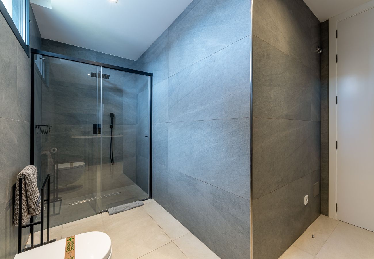 Villa in Benalmádena - Luxury and modern villa in Puerto Marina 