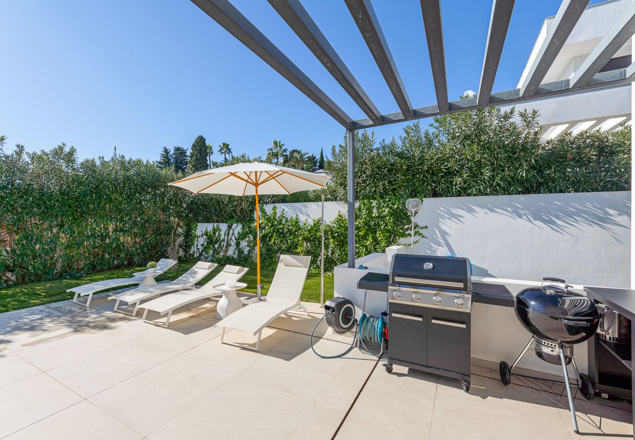 Villa in Benalmádena - Luxury and modern villa in Puerto Marina 