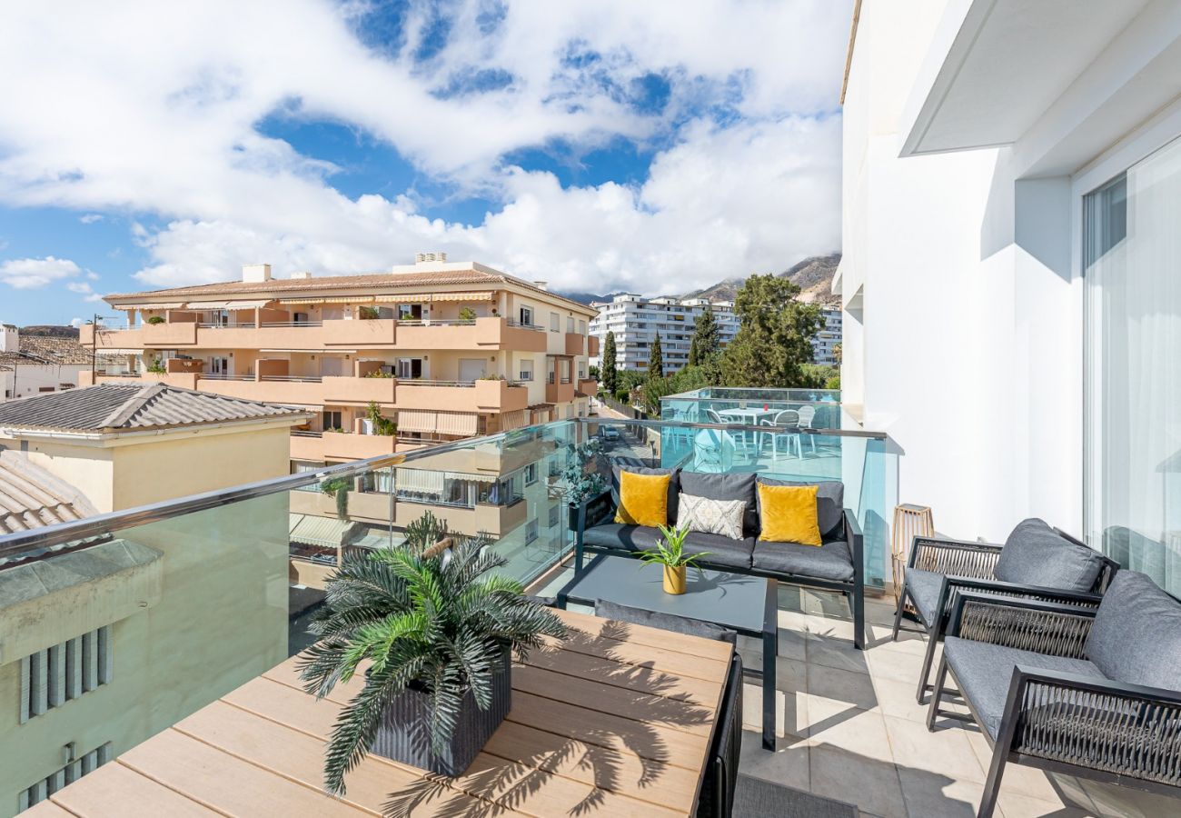 Apartment in Benalmádena - Luxurious 2-bedroom apartment in Benalmadena