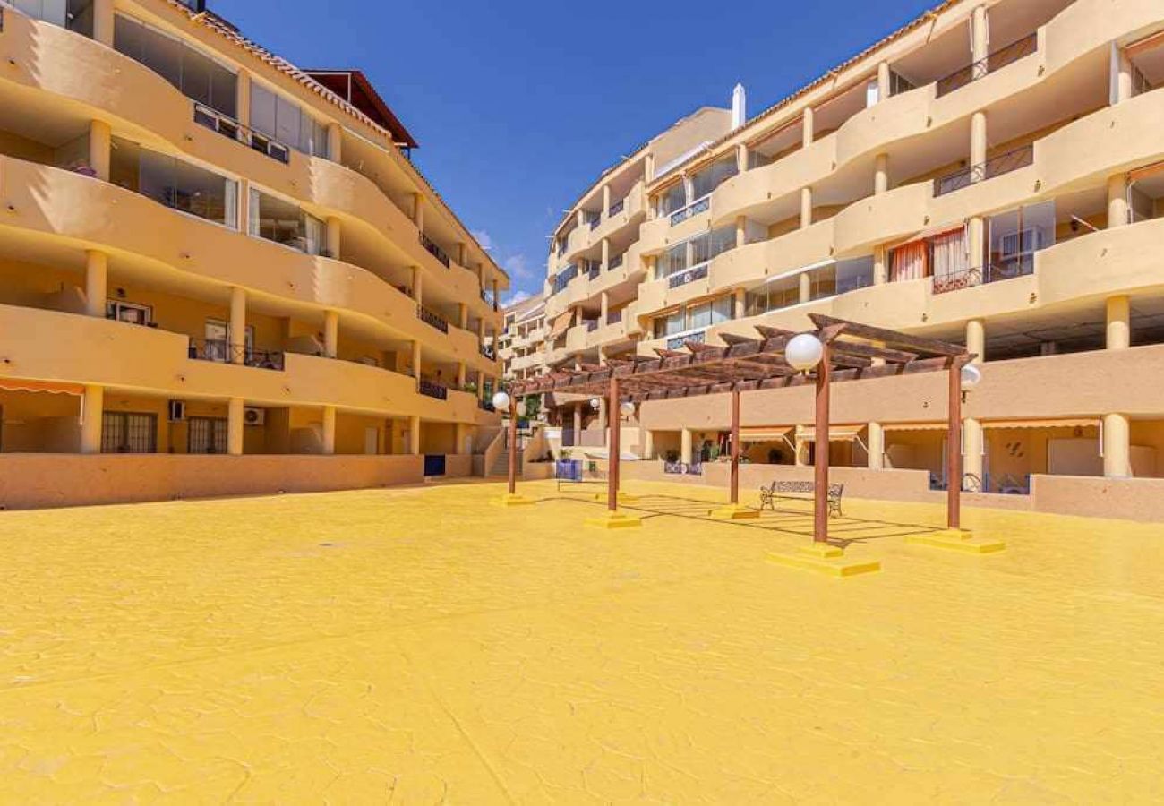 Apartment in Fuengirola - Apartment for 5 in Torreblanca with views 