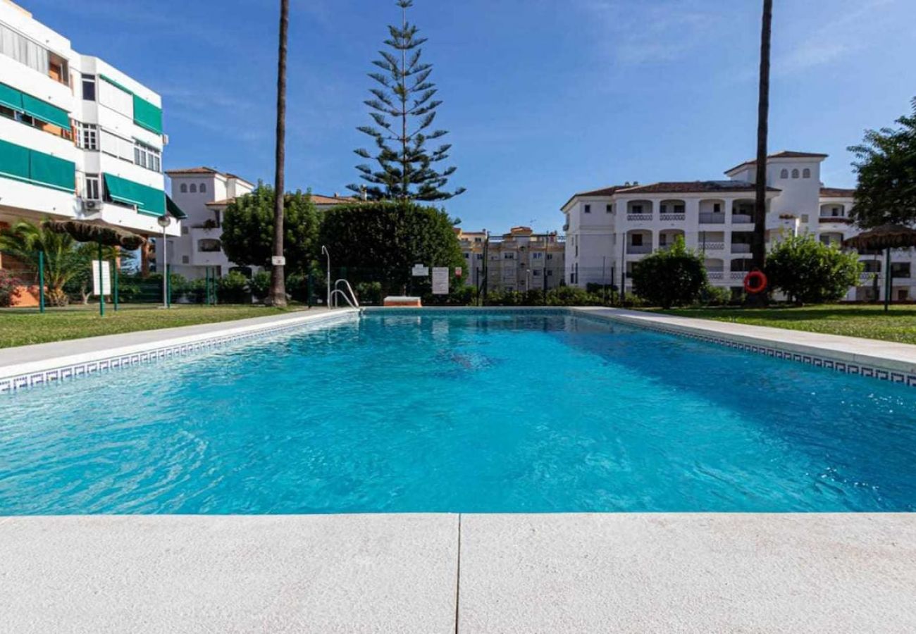 Residence in Torremolinos - Spacious appartment for 6 in Torremolinos 