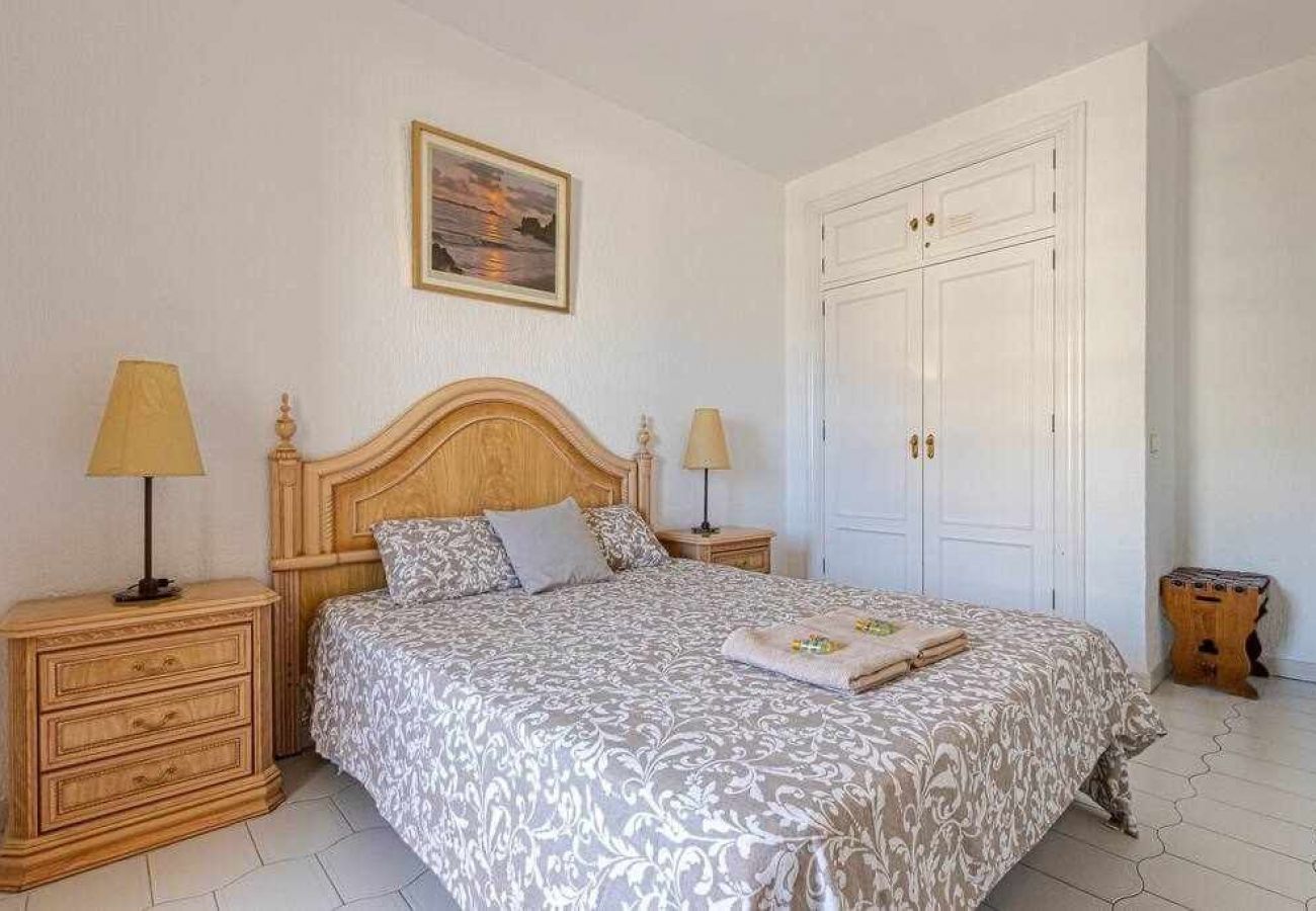Apartment in Benalmádena - Flat in Benalbeach with sea view and swimming pool 