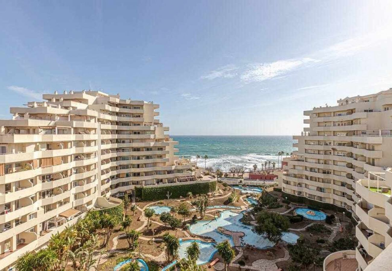 Apartment in Benalmádena - Flat in Benalbeach with sea view and swimming pool 