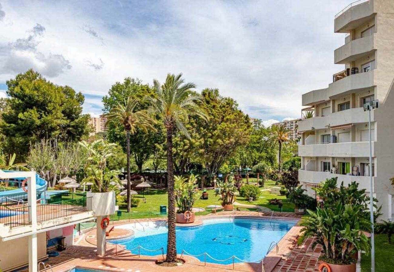 Apartment in Benalmádena - Flat in Benalbeach with sea view and swimming pool 