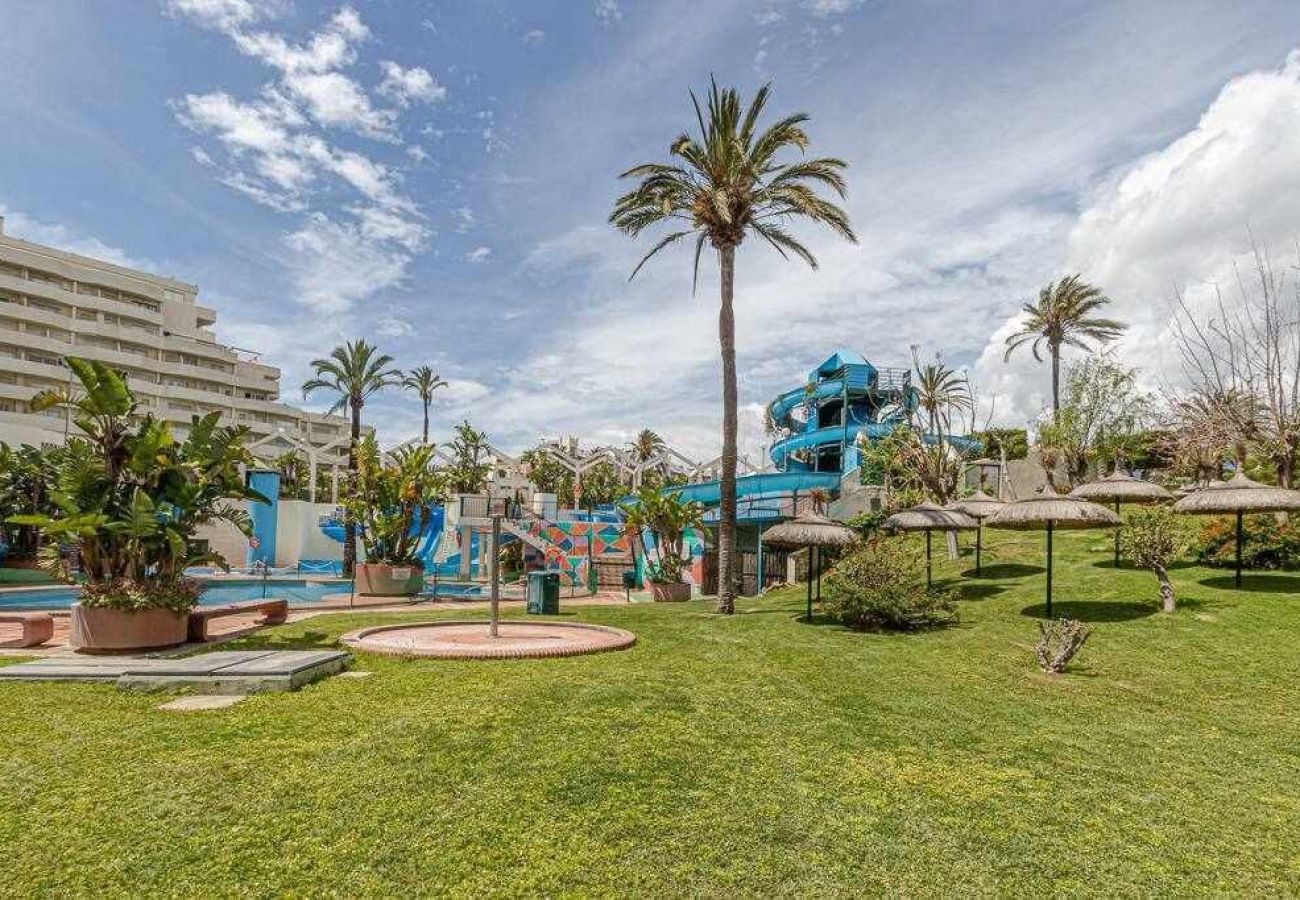 Apartment in Benalmádena - Flat in Benalbeach with sea view and swimming pool 