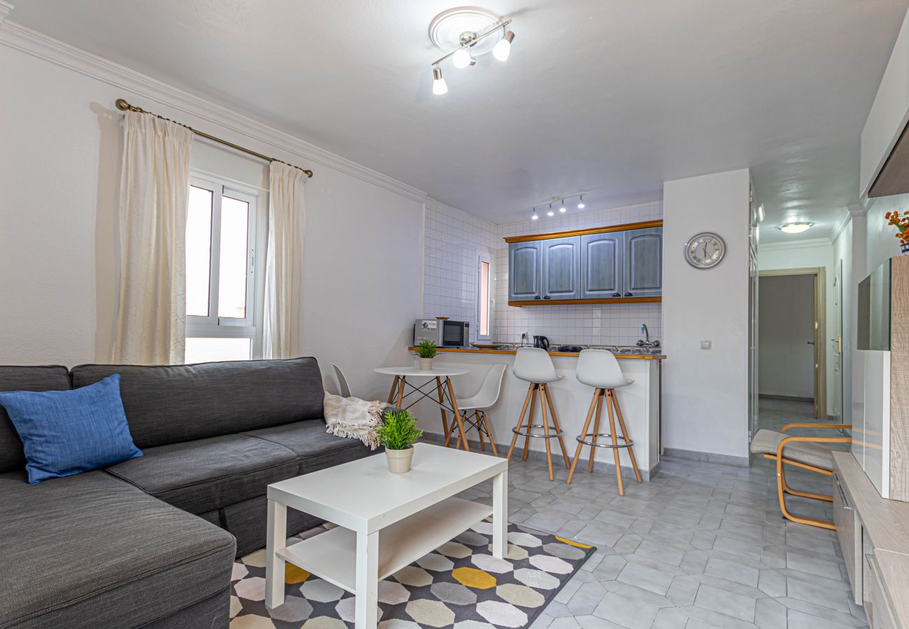 Apartment in Benalmádena - Appartment in Minerva with terrace and pools 