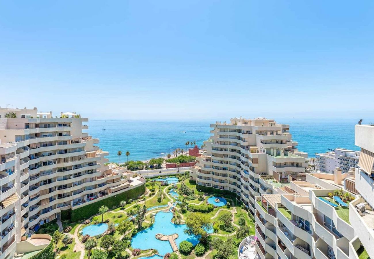 Apartment in Benalmádena - Penthouse with sea views in Benalbeach