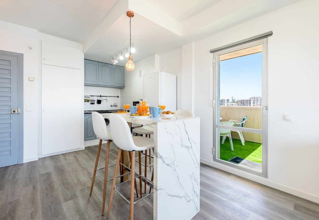 Apartment in Benalmádena - Penthouse with sea views in Benalbeach