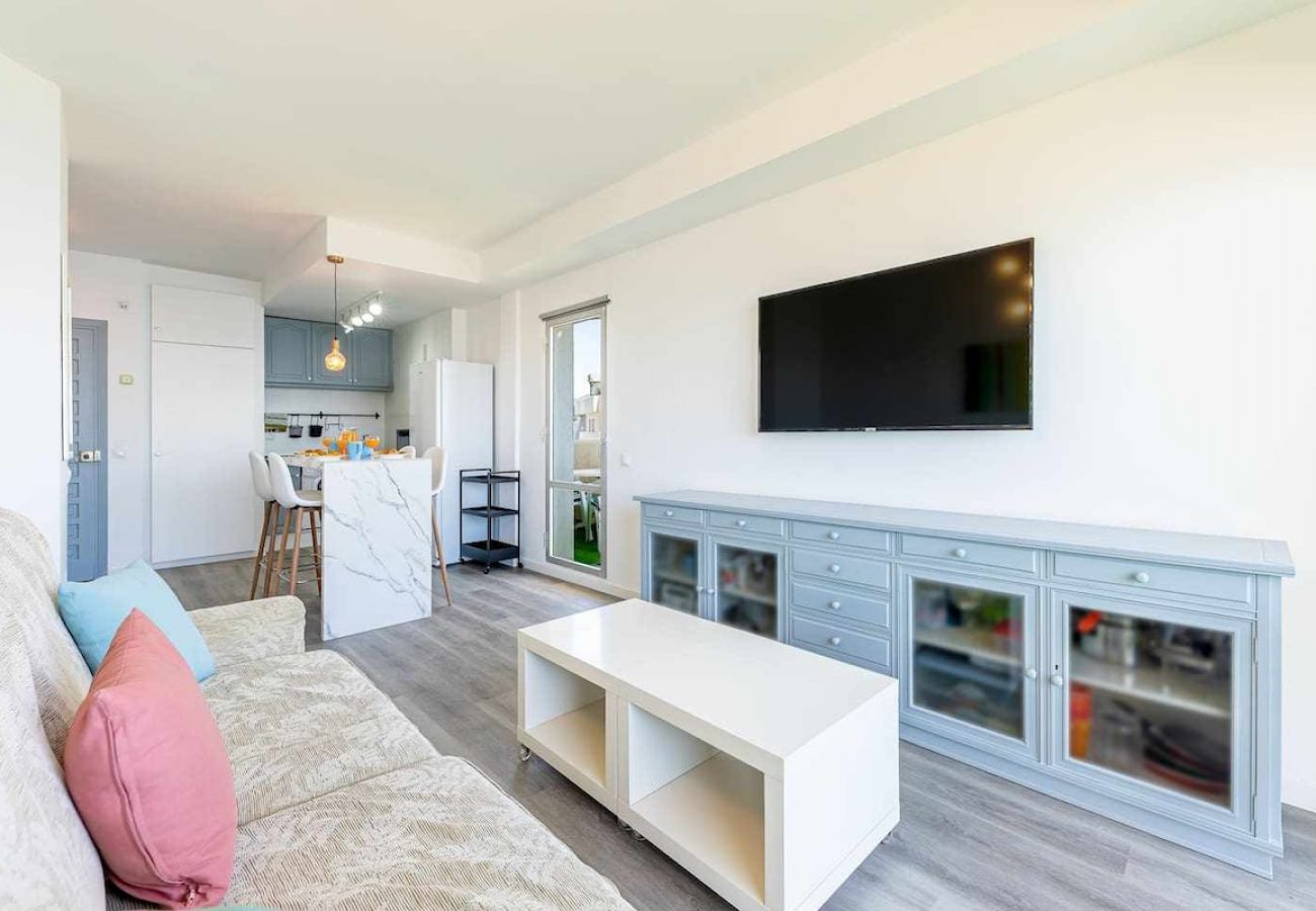 Apartment in Benalmádena - Penthouse with sea views in Benalbeach