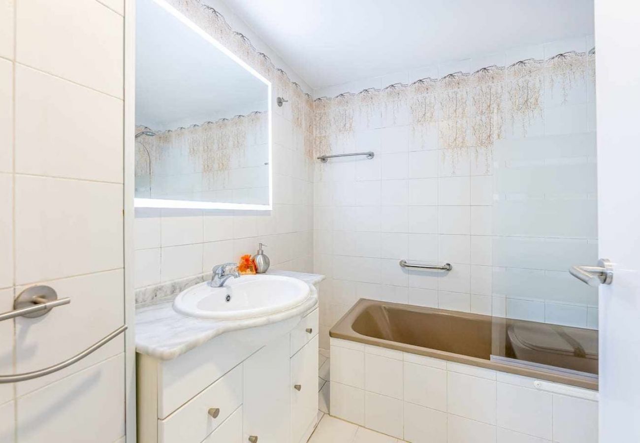Apartment in Benalmádena - Penthouse with sea views in Benalbeach