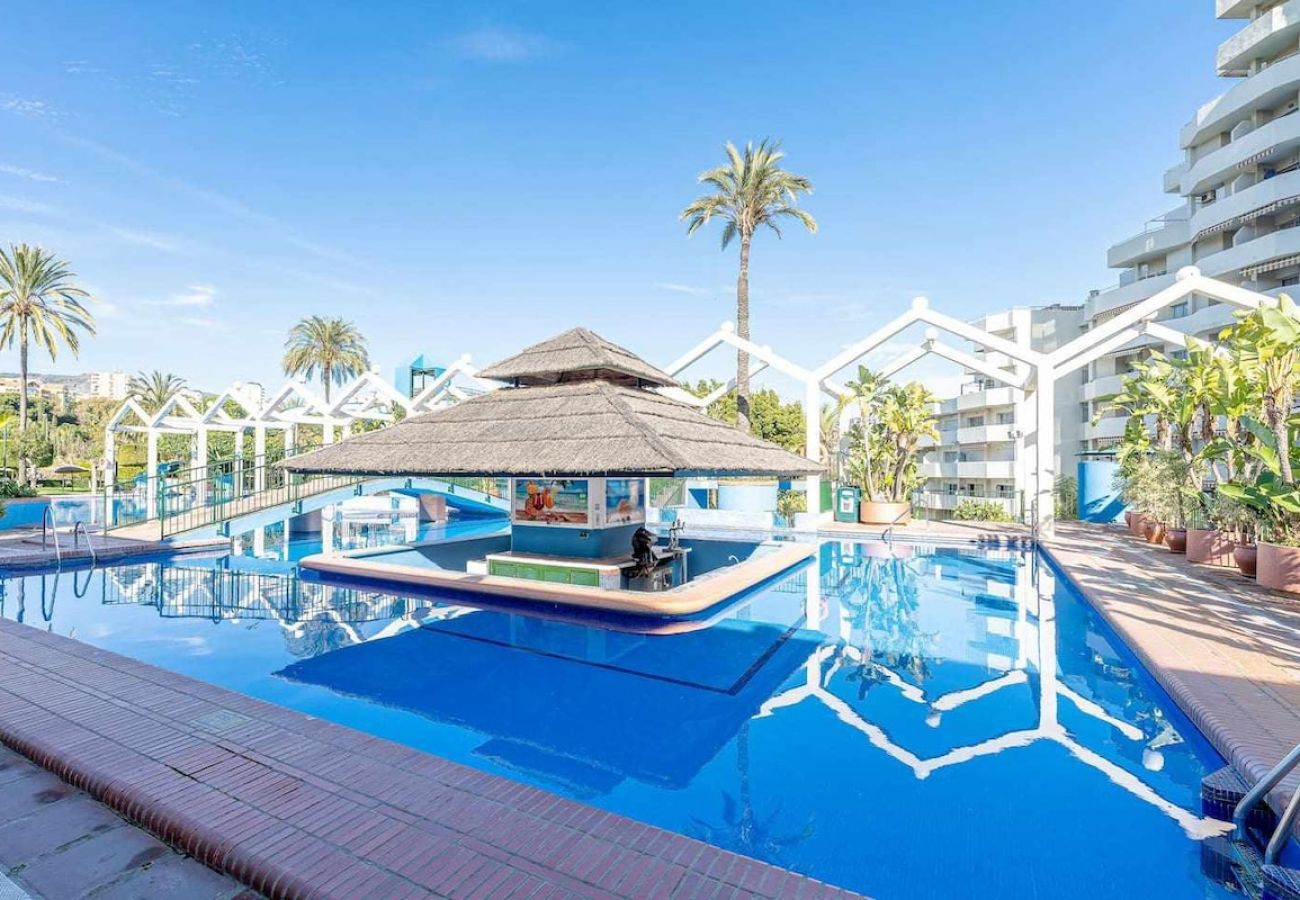 Apartment in Benalmádena - Penthouse with sea views in Benalbeach