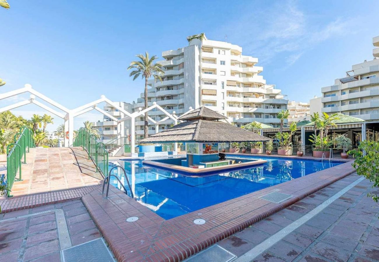 Apartment in Benalmádena - Penthouse with sea views in Benalbeach