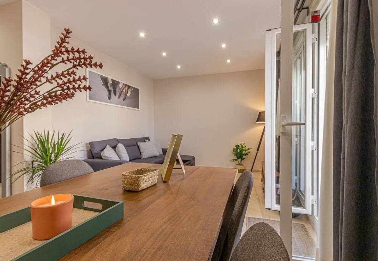 Apartment in Benalmádena - Luxurious apartment in Torrequebrada for 5
