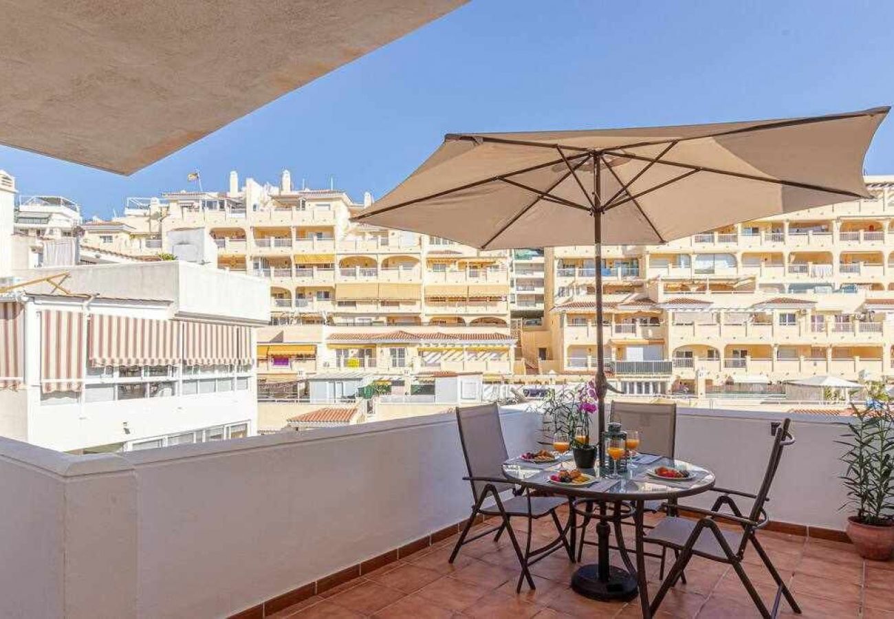 Apartment in Benalmádena - Luxurious apartment in Torrequebrada for 5