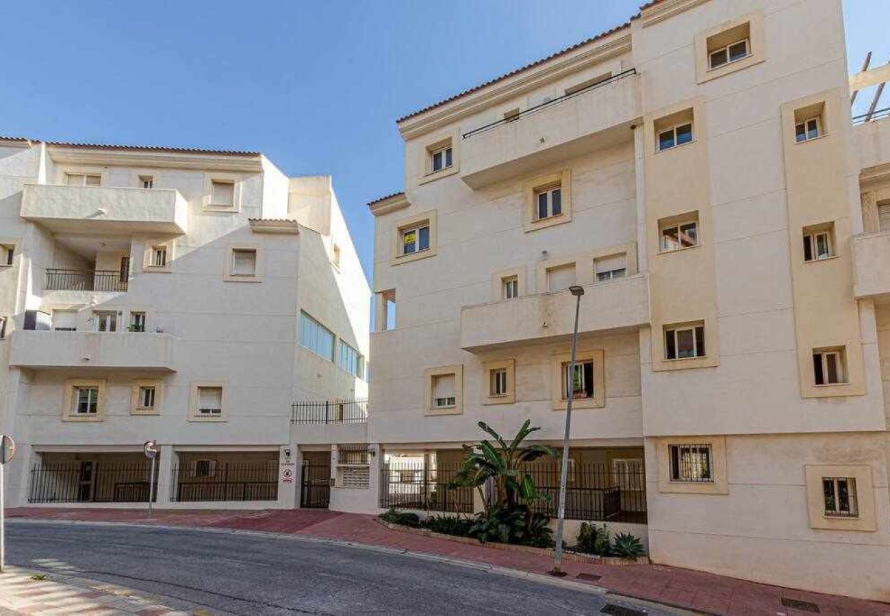 Apartment in Benalmádena - Luxurious apartment in Torrequebrada for 5
