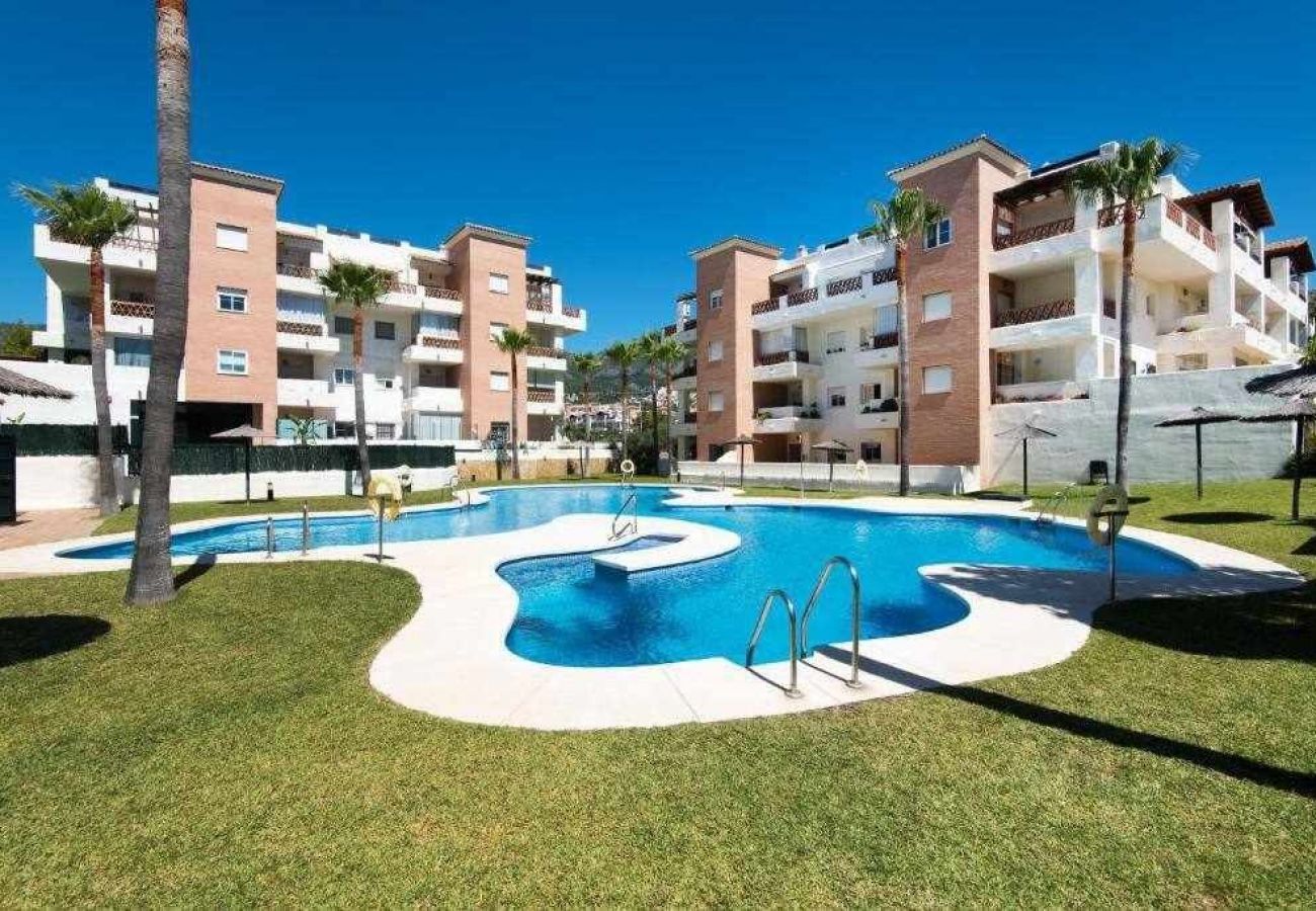 Apartment in Benalmádena - Beautiful apartment overlooking Arenal golf 