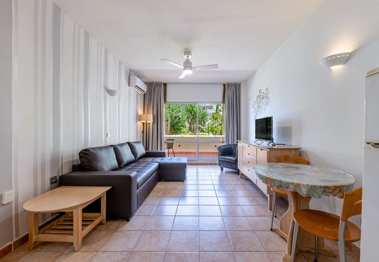 Apartment in Benalmádena - Spacious apartment for 4 people in Benalbeach. 