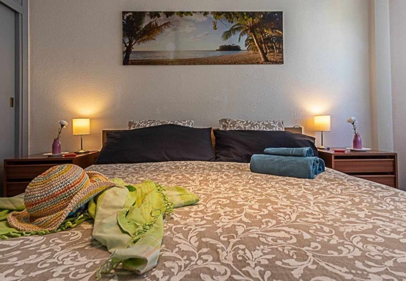 Townhouse in Torremolinos - Townhouse for 6 in la carihuela. 2 min from the beach